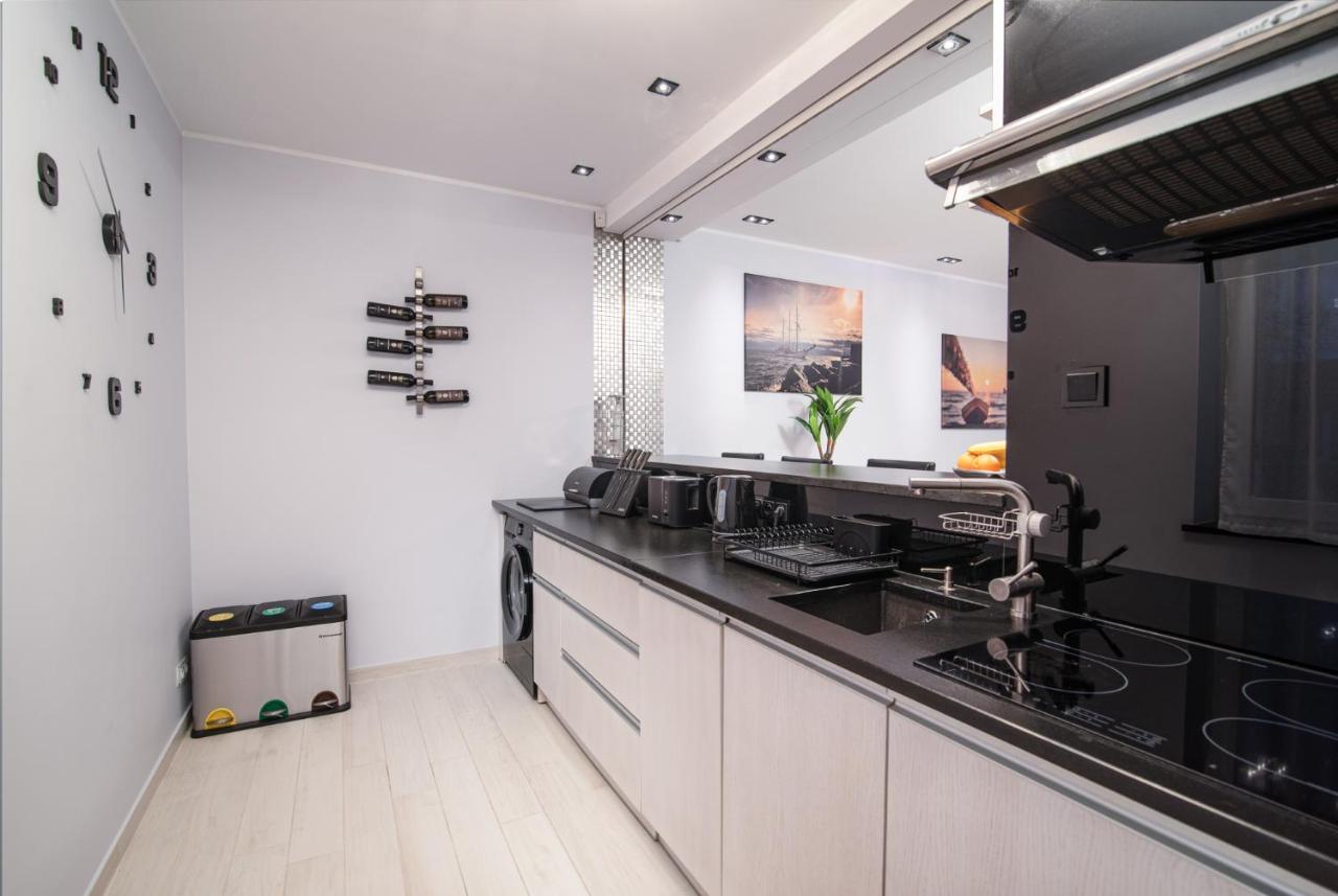 Apartament w Helu Bagian luar foto