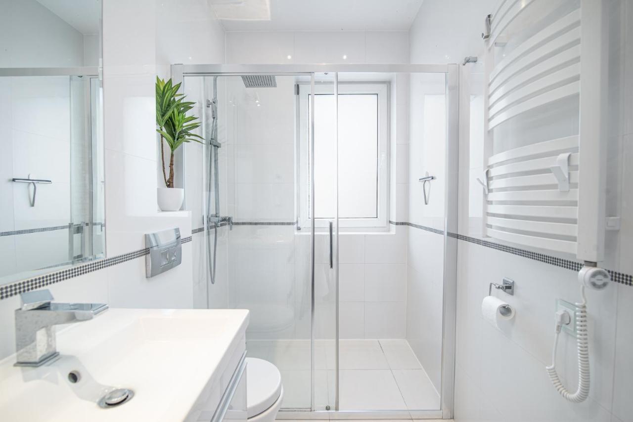Apartament w Helu Bagian luar foto